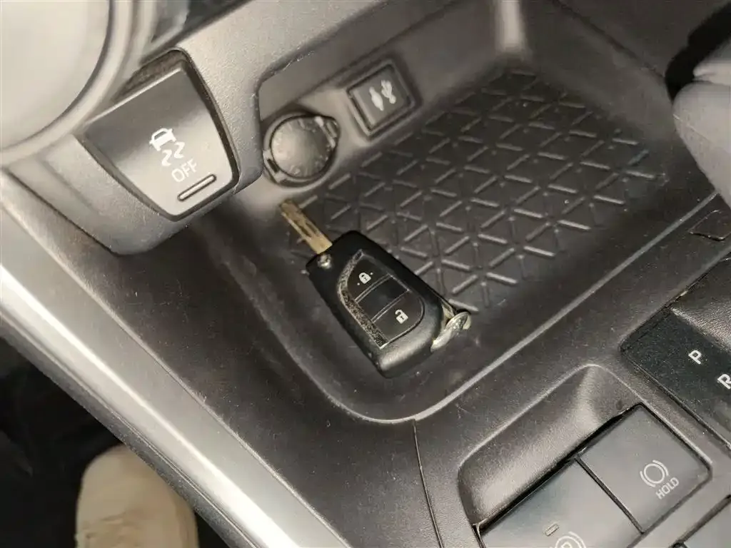 Toyota Wildlander 2022 из CN, фото 9