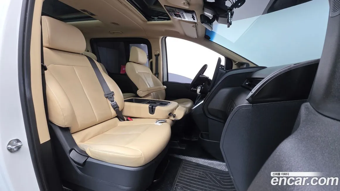 Hyundai Staria 2023 из KR, фото 10
