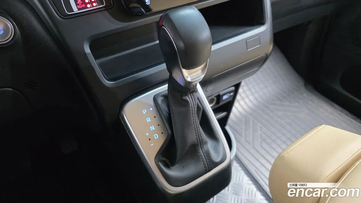 Hyundai Staria 2023 из KR, фото 9