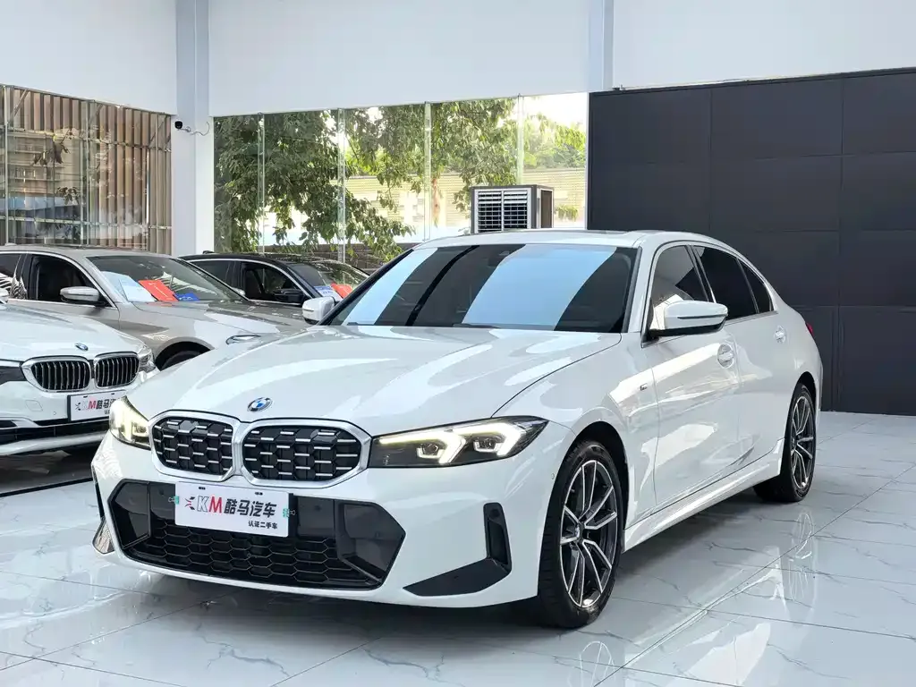 BMW 3 Series 2023 из CN, фото 1