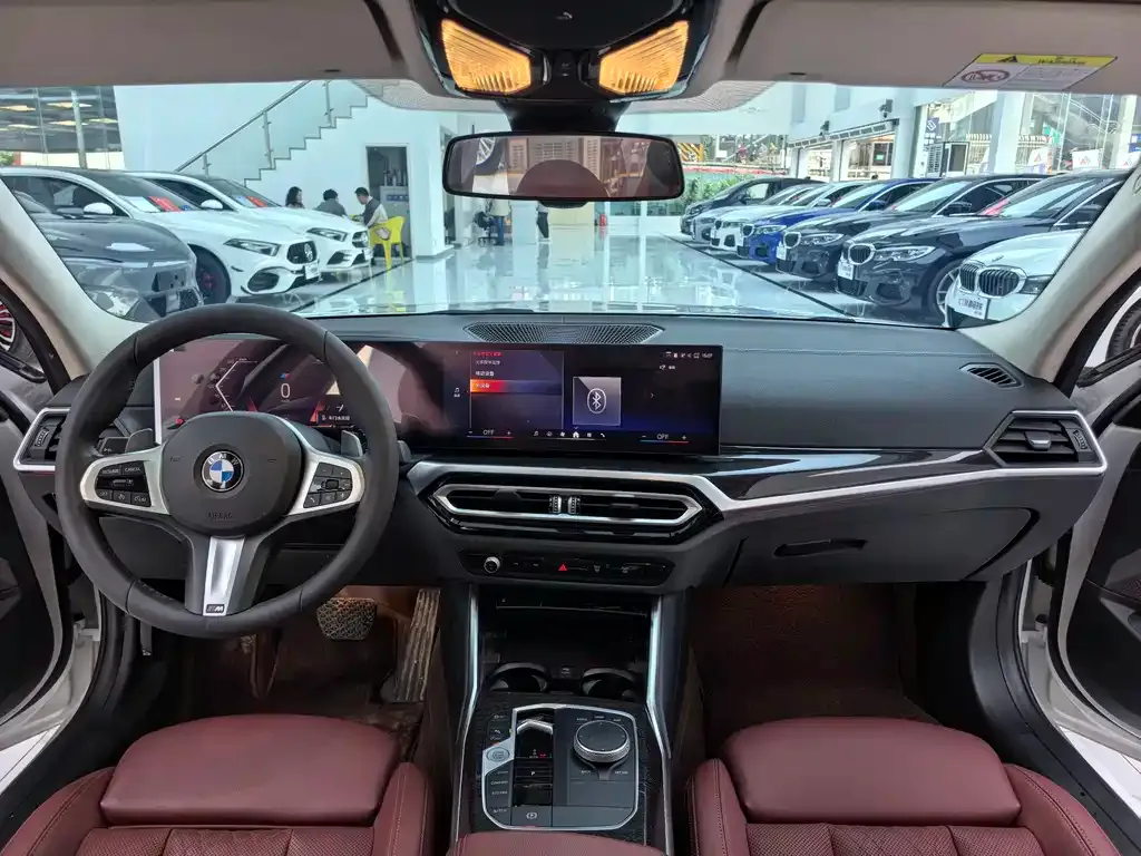 BMW 3 Series 2023 из CN, фото 8
