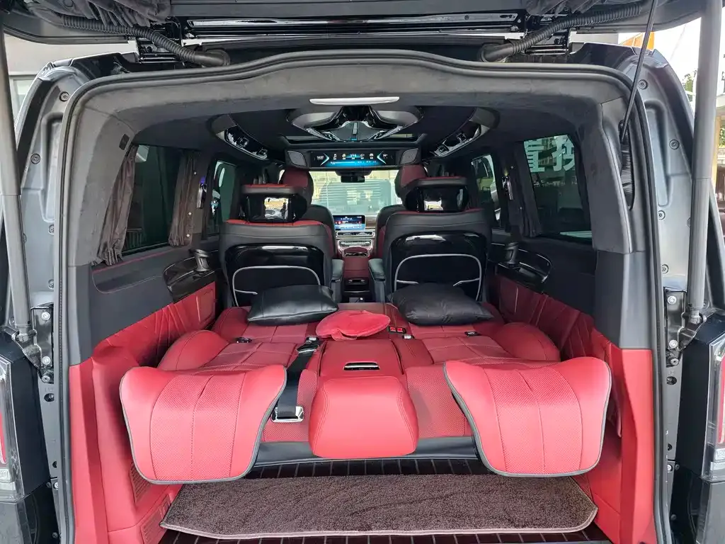 Mercedes-Benz V-Class 2024 из CN, фото 7