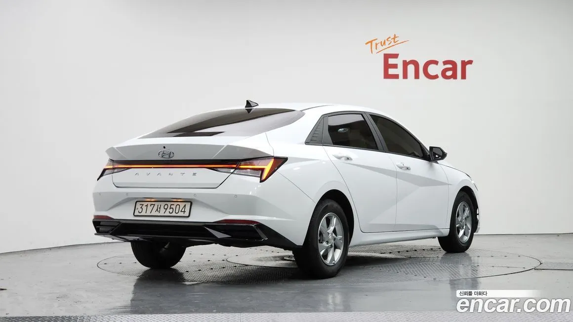 Hyundai AVANTE — фото 2