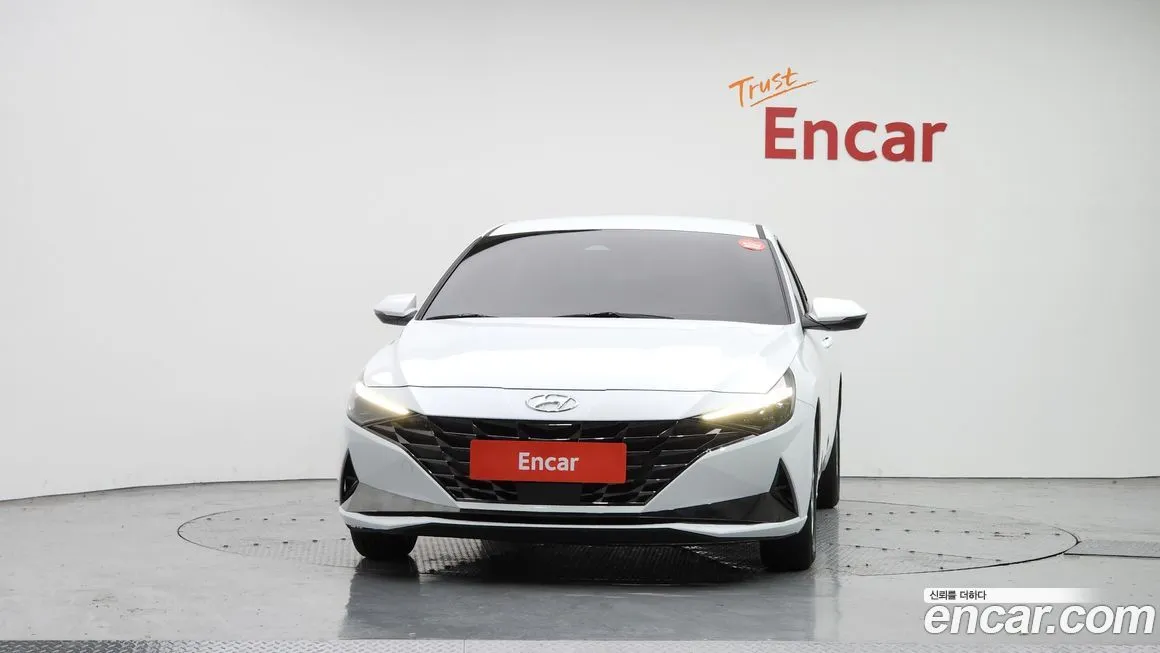 Hyundai AVANTE — фото 3