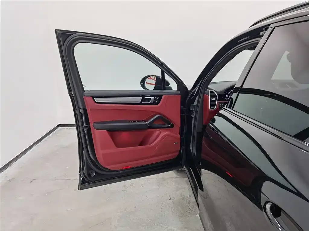 Porsche Cayenne 2022 из CN, фото 8