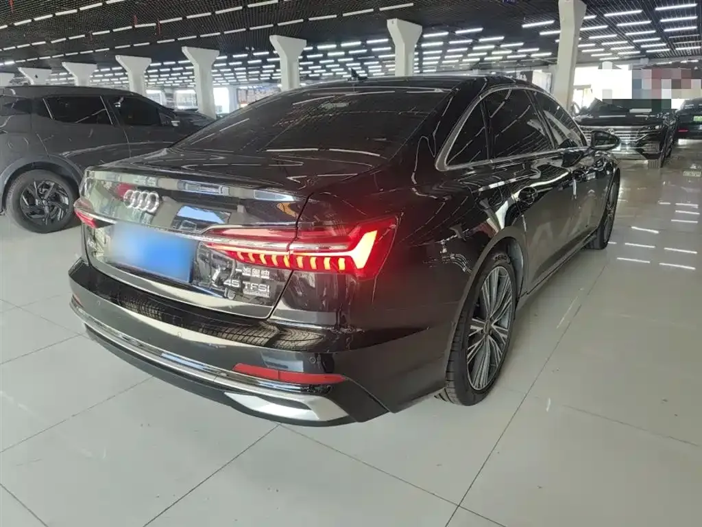 Audi A6L 2023 из CN, фото 7