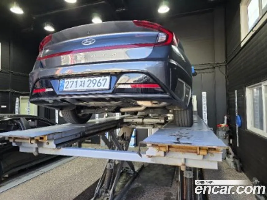 Hyundai Sonata 2022 из KR, фото 2