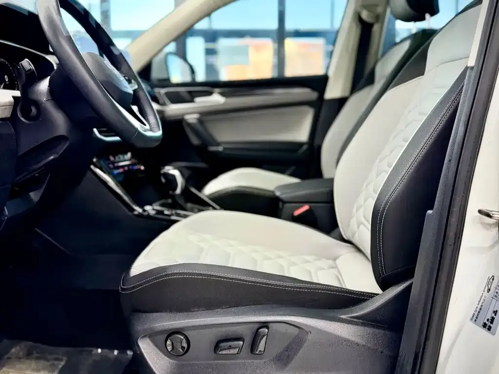 Volkswagen Tayron 2022 из CN, фото 10