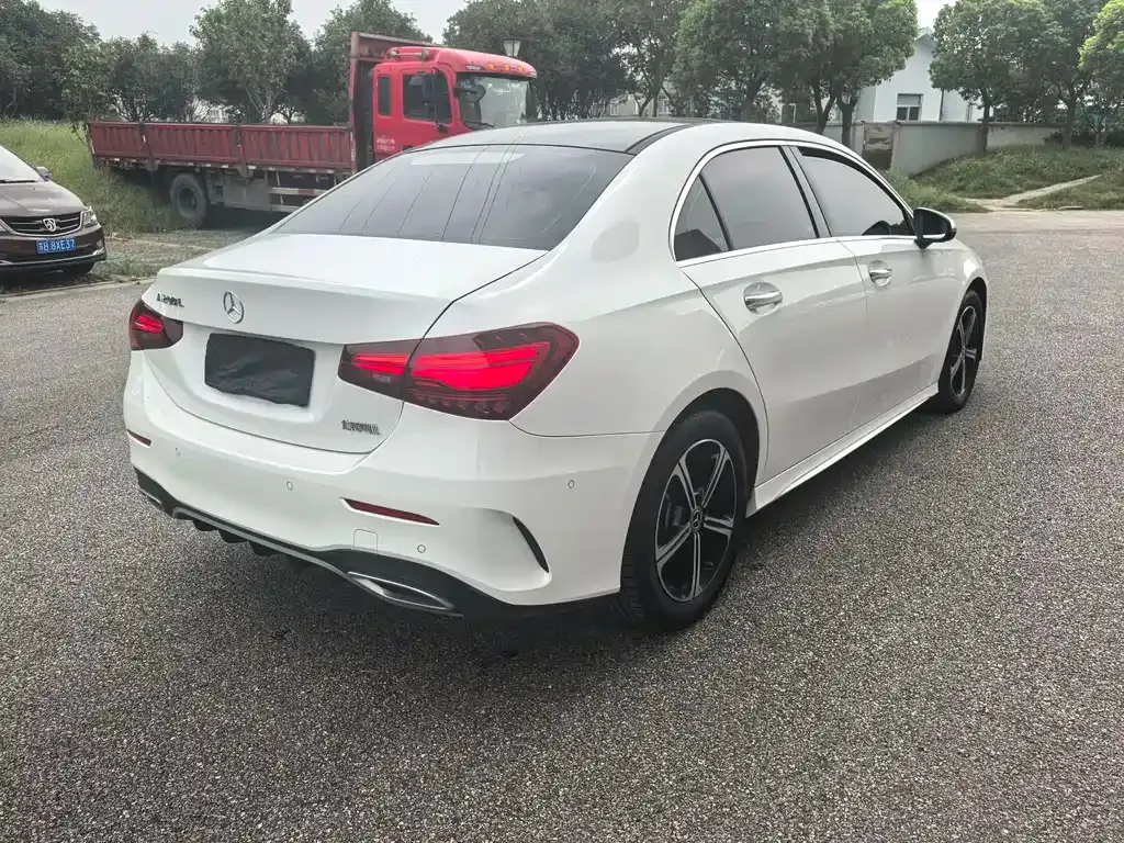Mercedes-Benz A-Class 2023 из CN, фото 5
