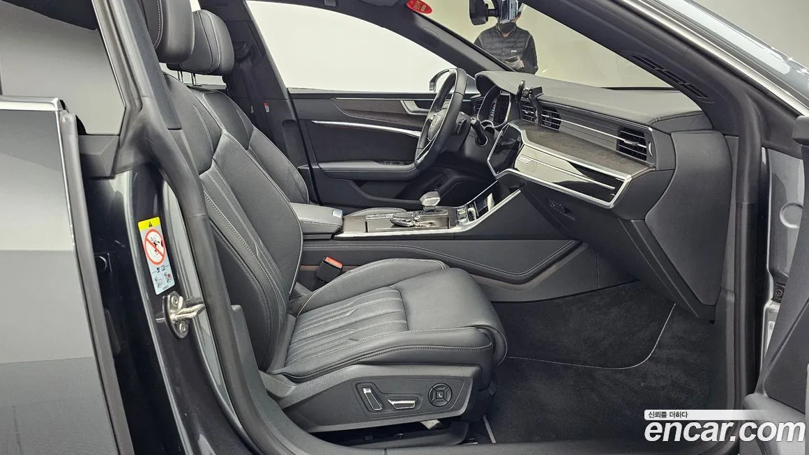 Audi A7 — фото 10