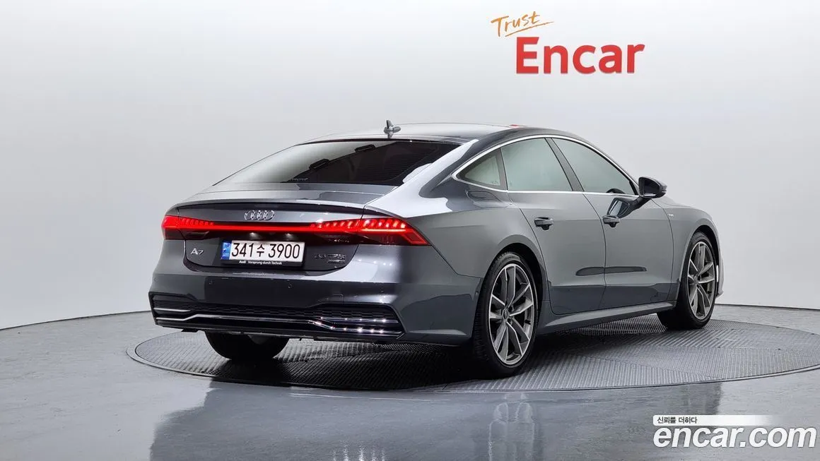 Audi A7 — фото 2