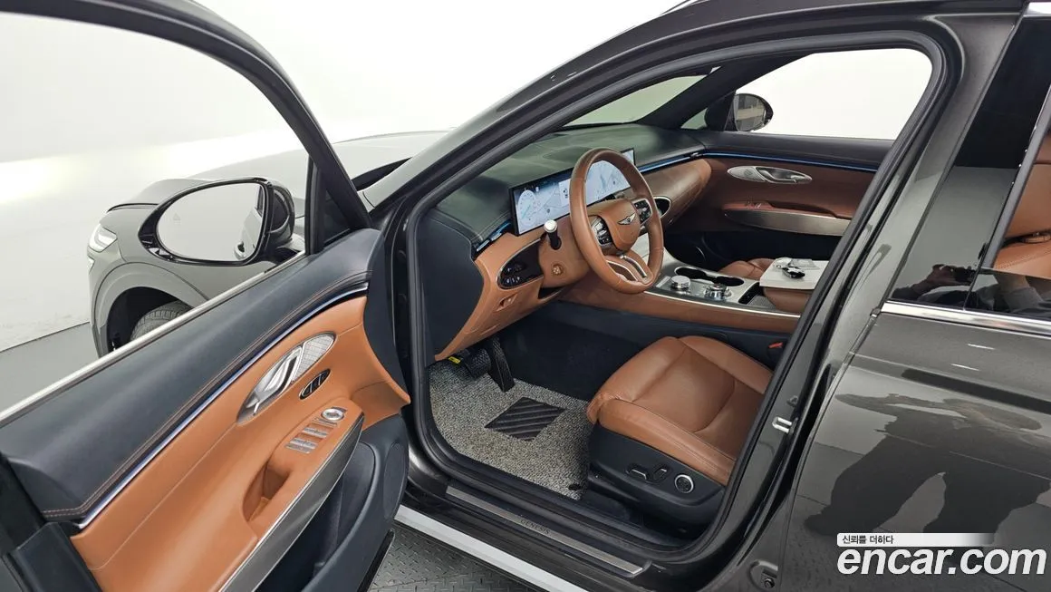 Genesis GV70 — фото 10