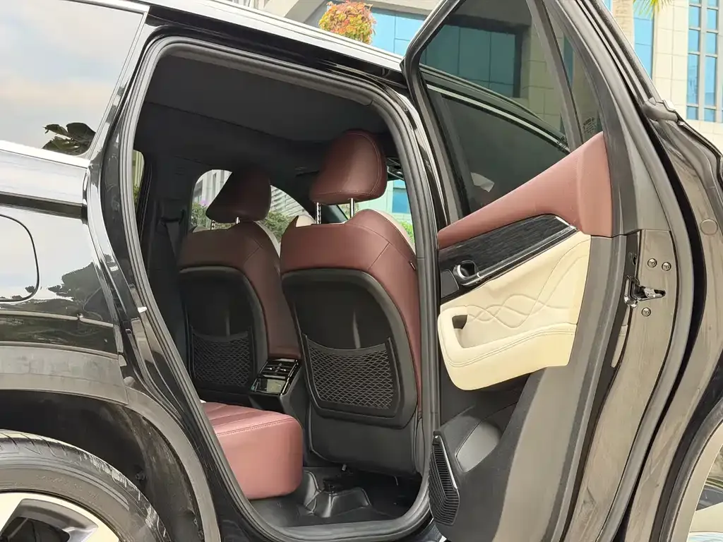 Geely Xingyue L 2022 из CN, фото 10