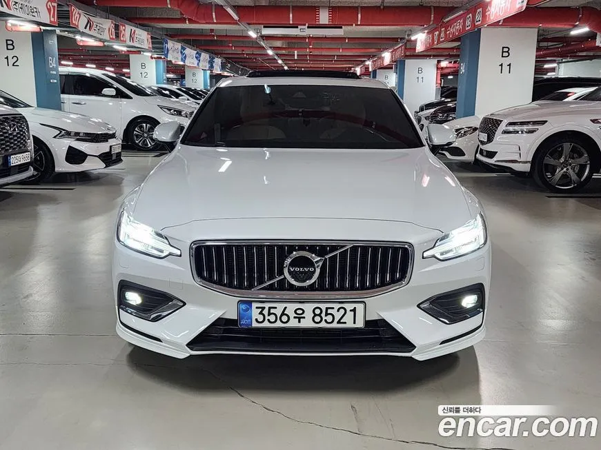 Volvo S60 2021 из KR, фото 3