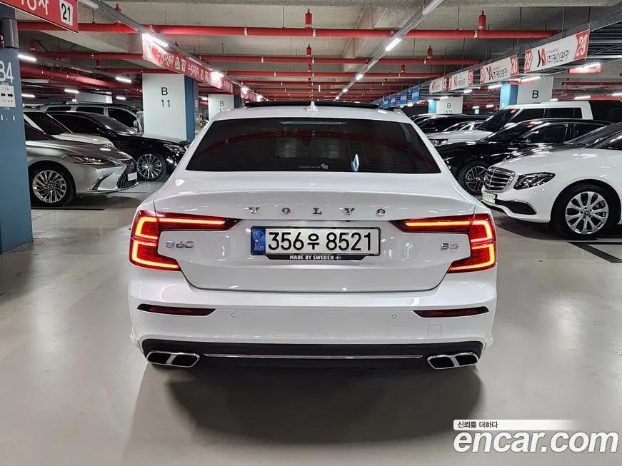 Volvo S60 2021 из KR, фото 4