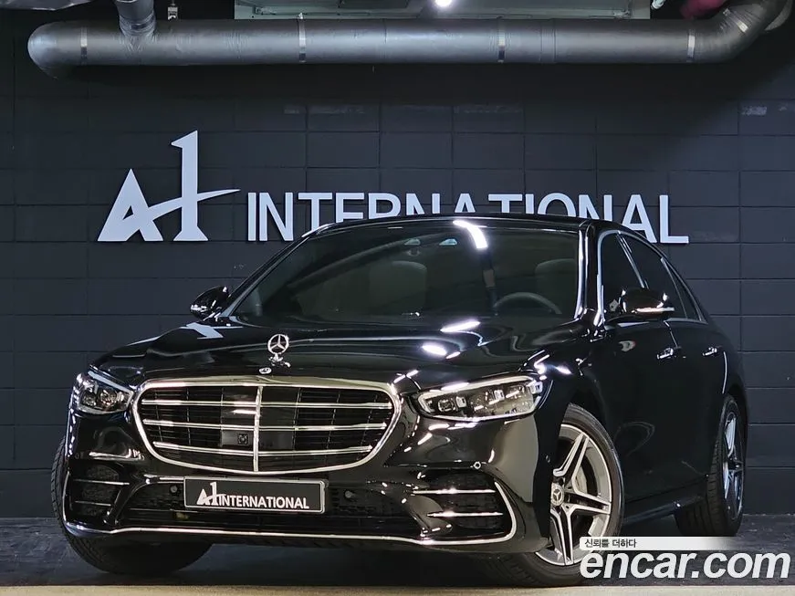 Mercedes-Benz S-Class — фото 1