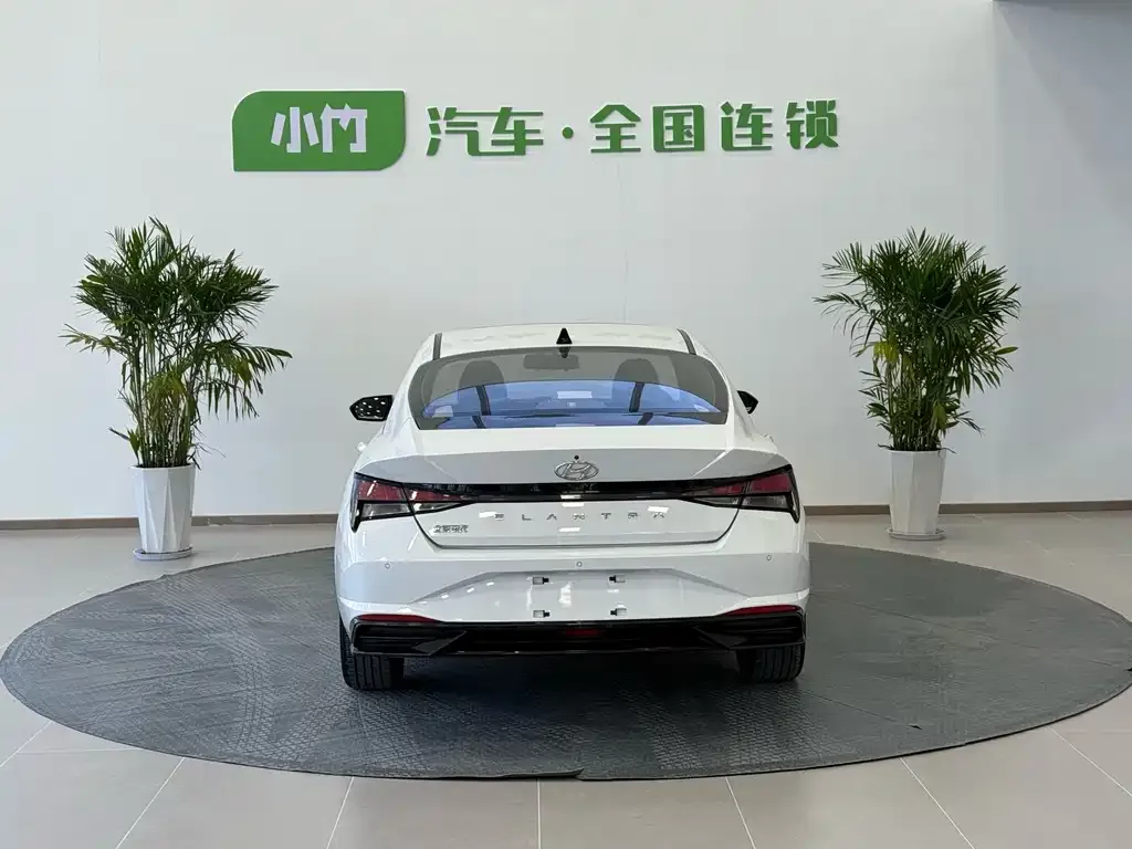 Hyundai Elantra 2023 из CN, фото 5