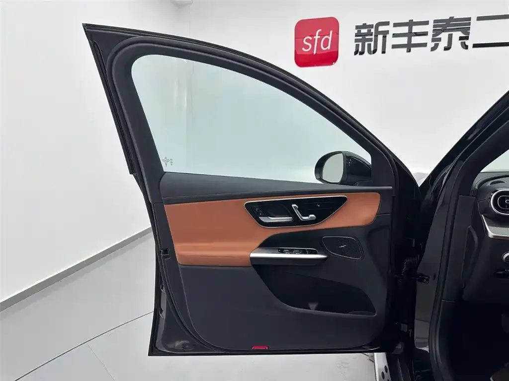 Mercedes-Benz GLC 2023 из CN, фото 8