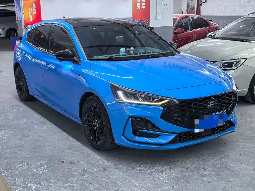 Ford Focus 2022 из CN, фото 3