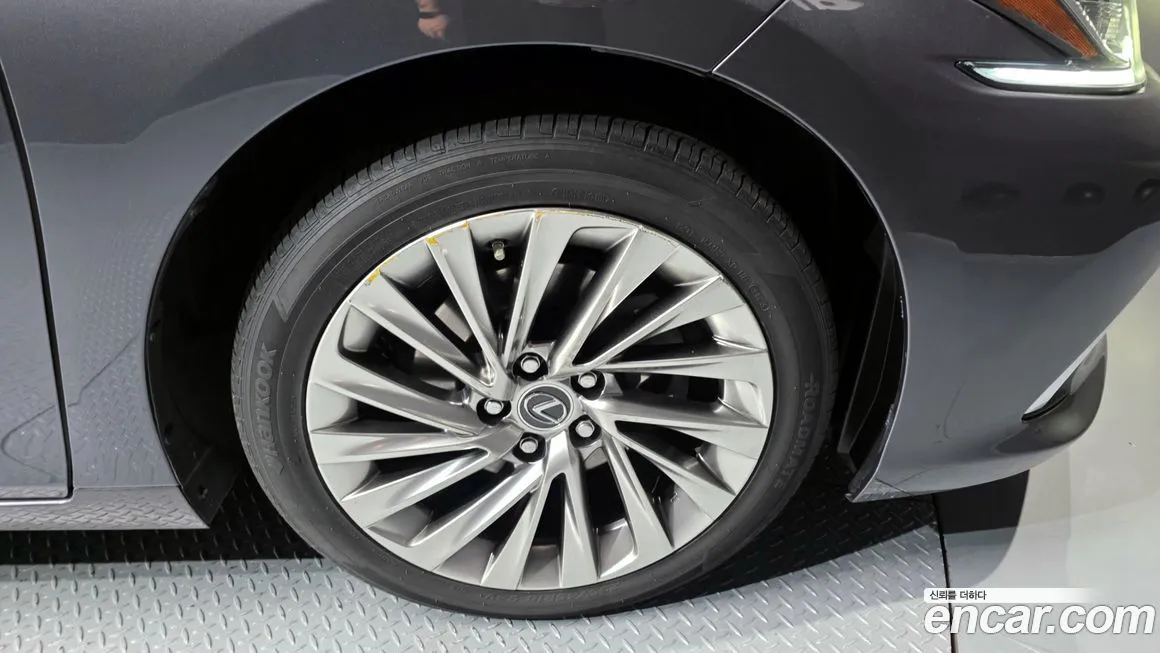 Lexus ES 2022 из KR, фото 5