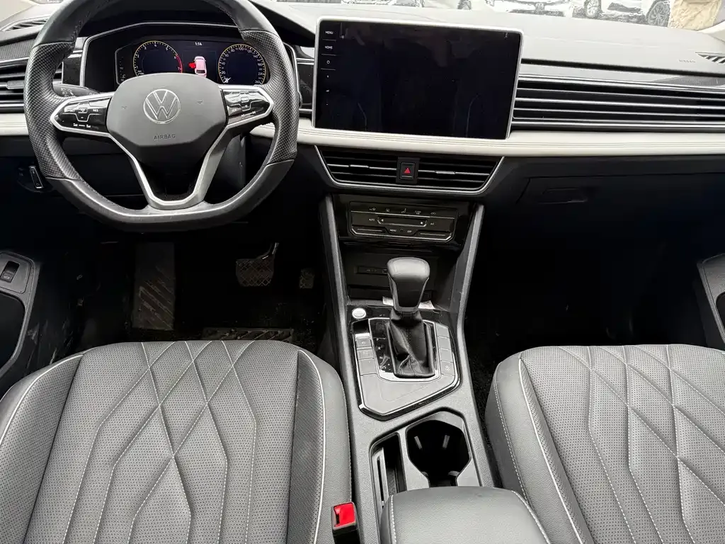 Volkswagen Tiguan L 2023 из CN, фото 6