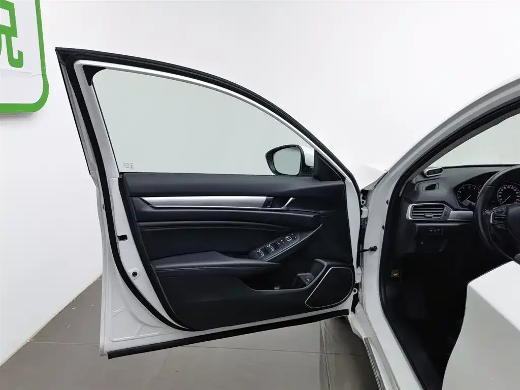 Honda Accord 2021 из CN, фото 8