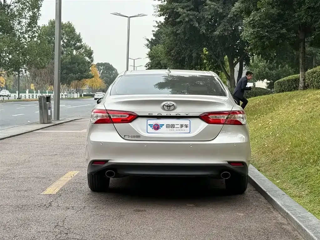 Toyota Camry 2024 из CN, фото 4
