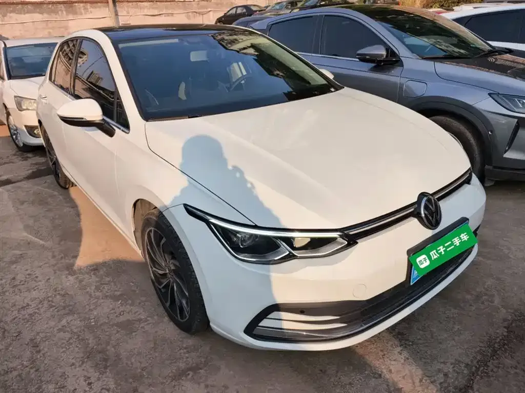 Volkswagen Golf 2024 из CN, фото 4