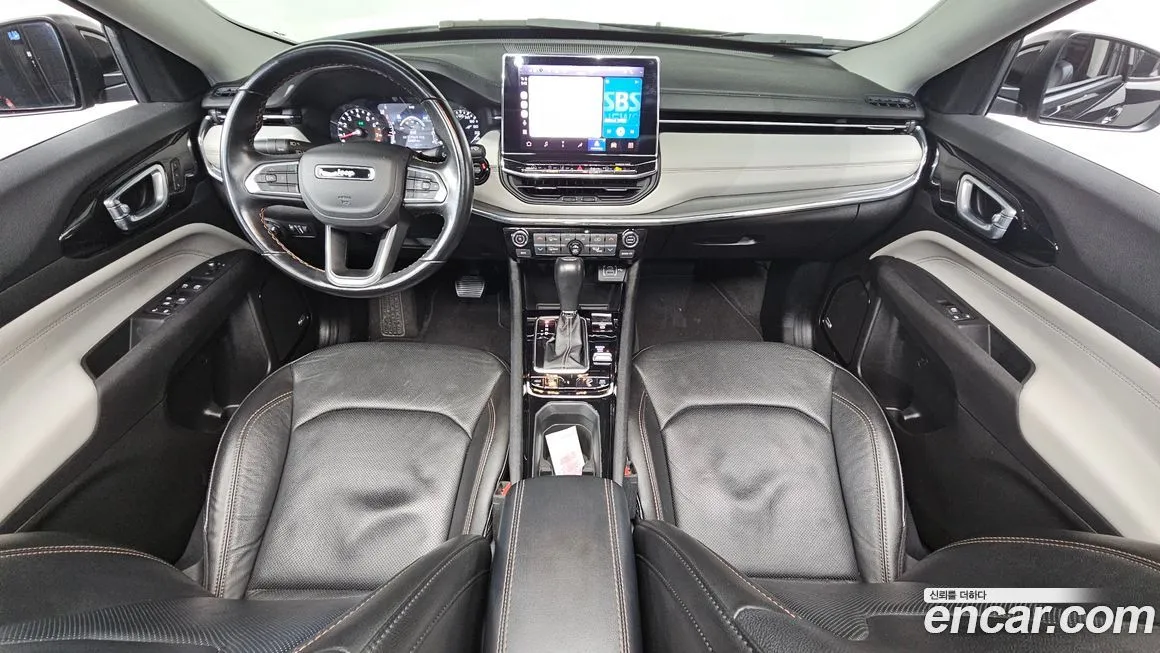 Jeep Compass — фото 7