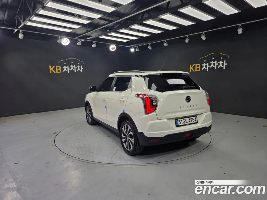 KG Mobility (Ssangyong) TIBOLI 2022 из KR, фото 4