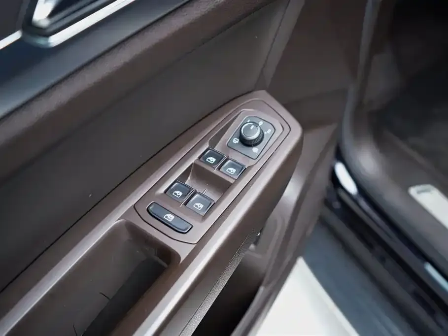 Volkswagen Teramont 2021 из CN, фото 8