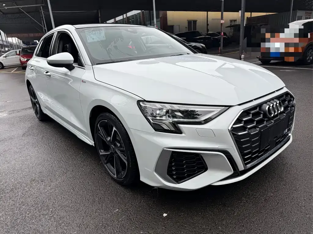 Audi A3 2022 из CN, фото 3