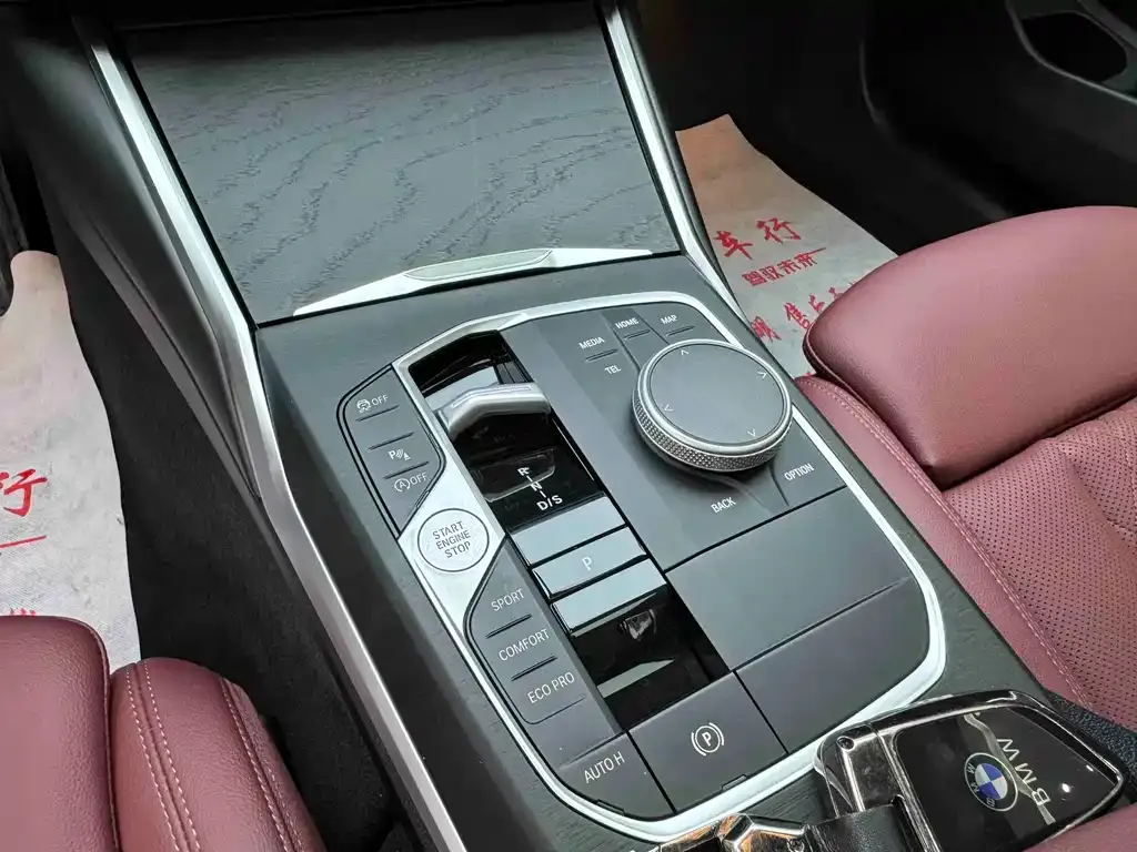 BMW 3 Series 2024 из CN, фото 8