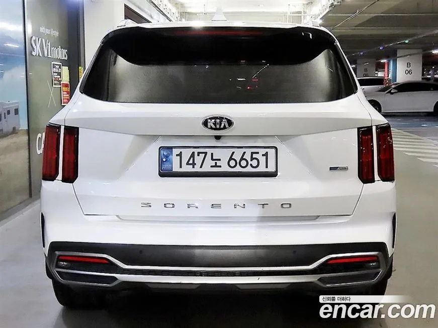 Kia Sorento — фото 5