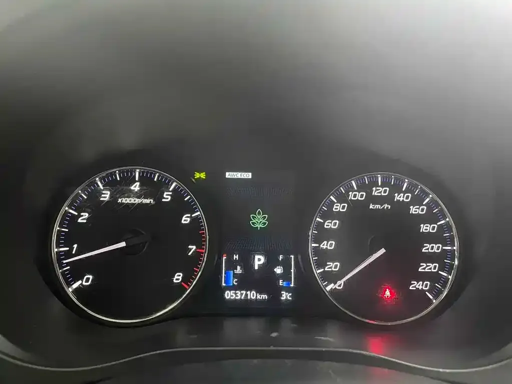 Mitsubishi Outlander 2021 из CN, фото 9