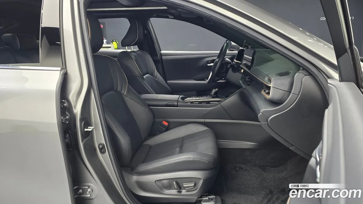 Toyota Crown 2023 из KR, фото 10