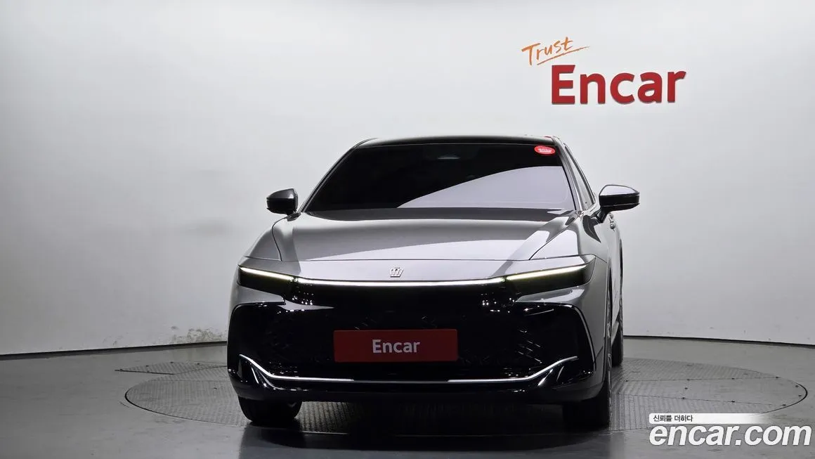 Toyota Crown 2023 из KR, фото 3