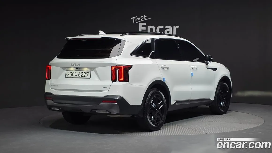 Kia Sorento — фото 2