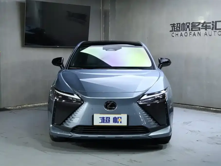 Lexus RZ 2023 из CN, фото 2