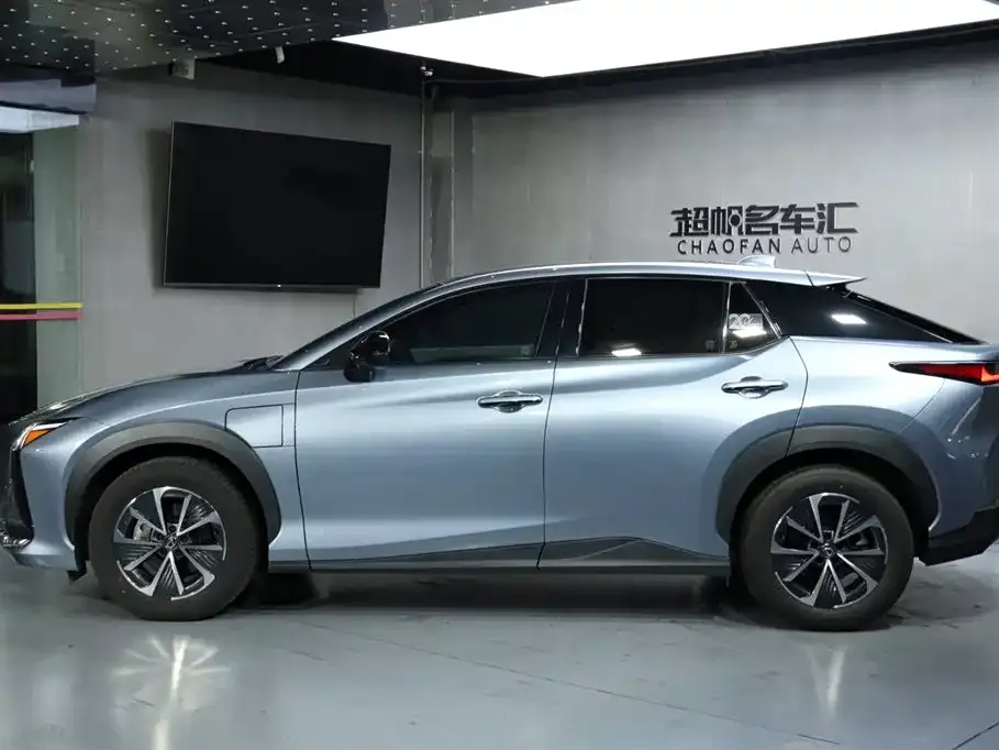 Lexus RZ 2023 из CN, фото 6
