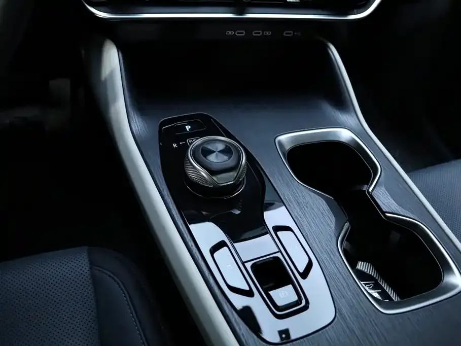 Lexus RZ 2023 из CN, фото 8