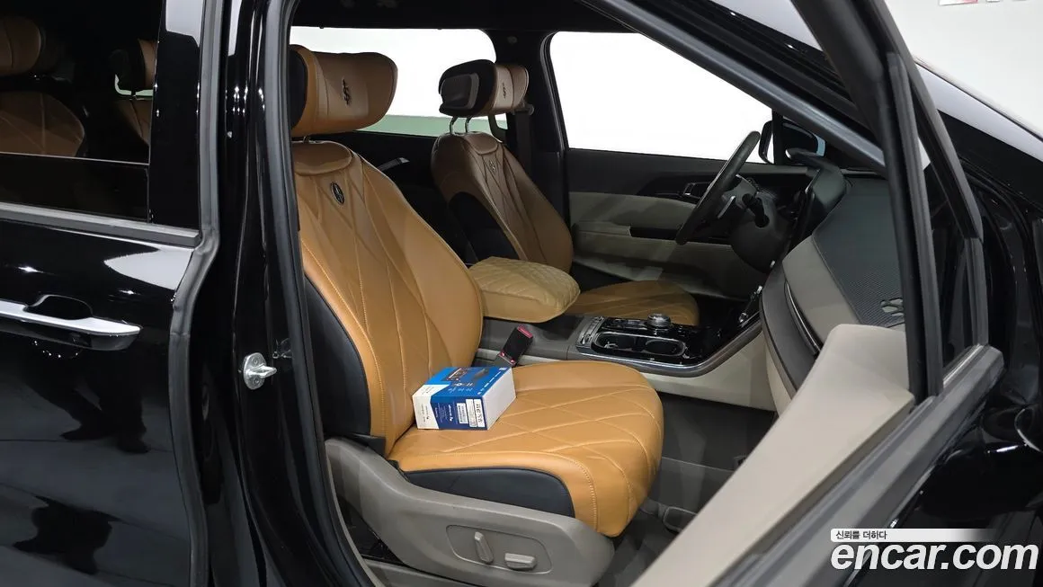 Kia Carnival — фото 10