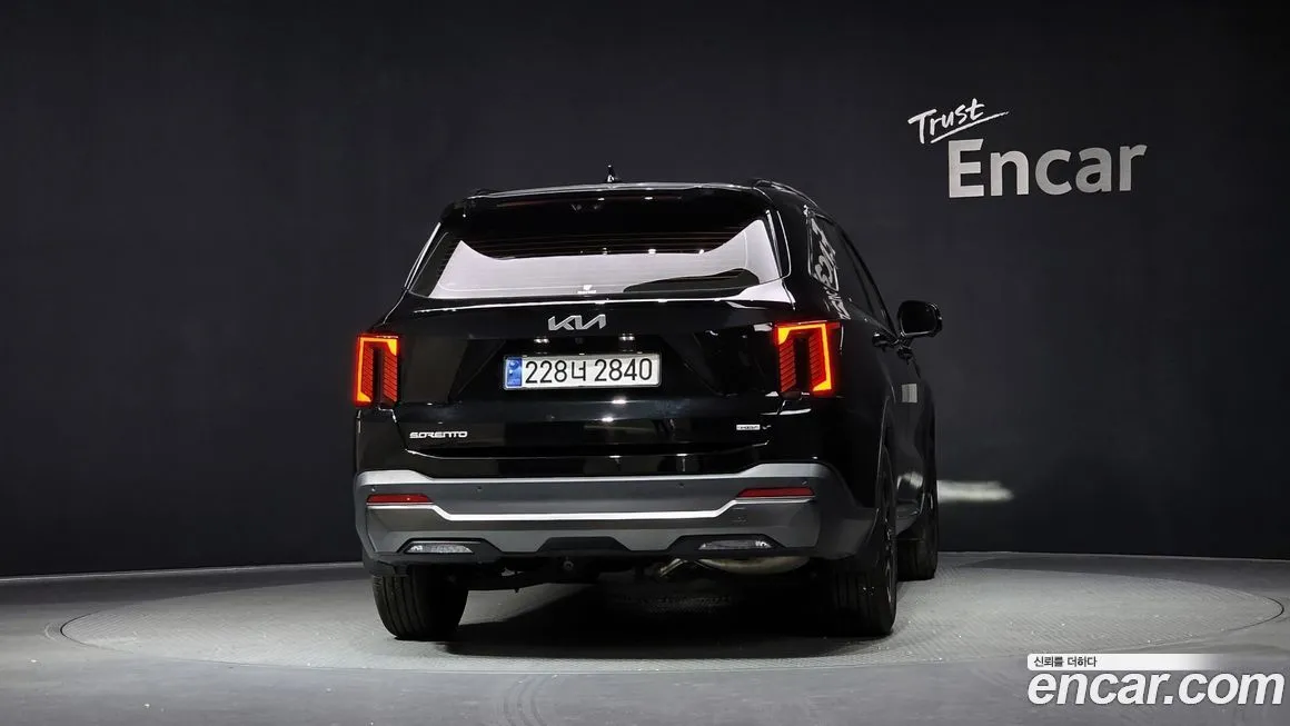 Kia Sorento — фото 4
