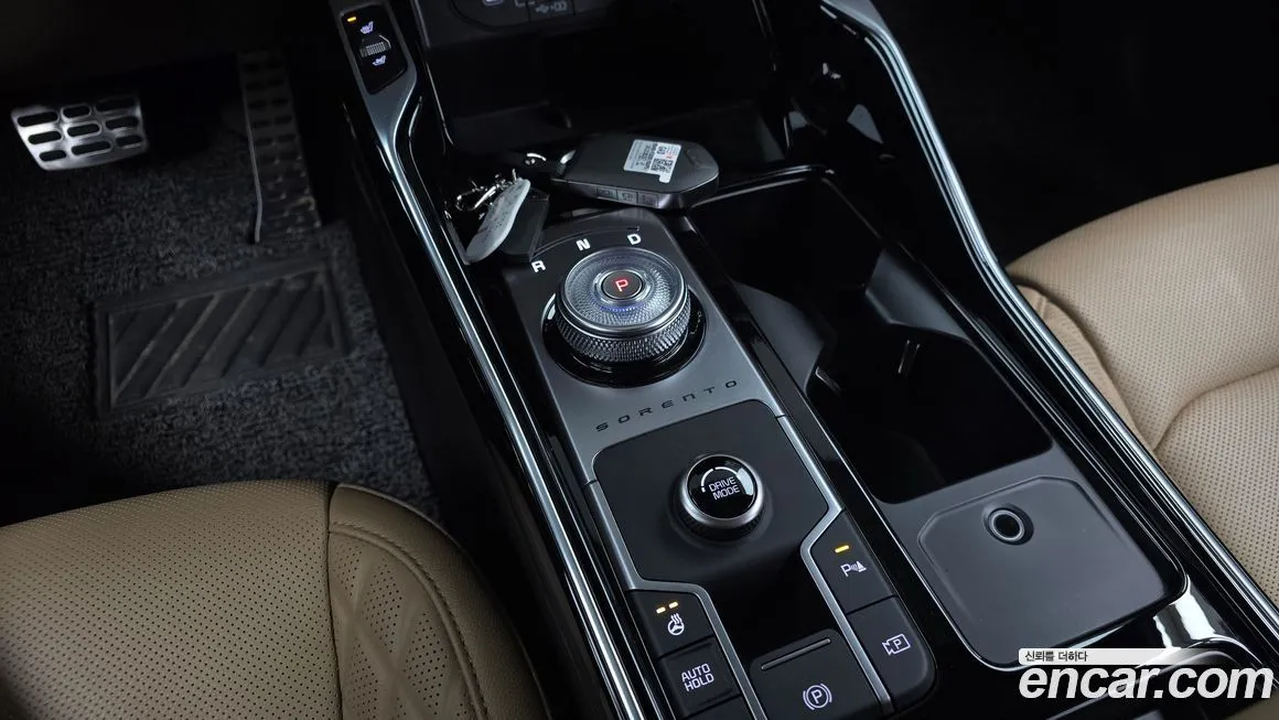 Kia Sorento — фото 9
