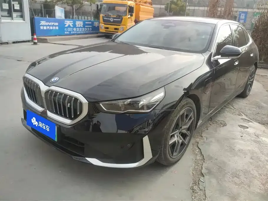BMW i5 2024 из CN, фото 1