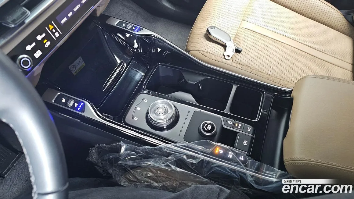 Kia Sorento — фото 9