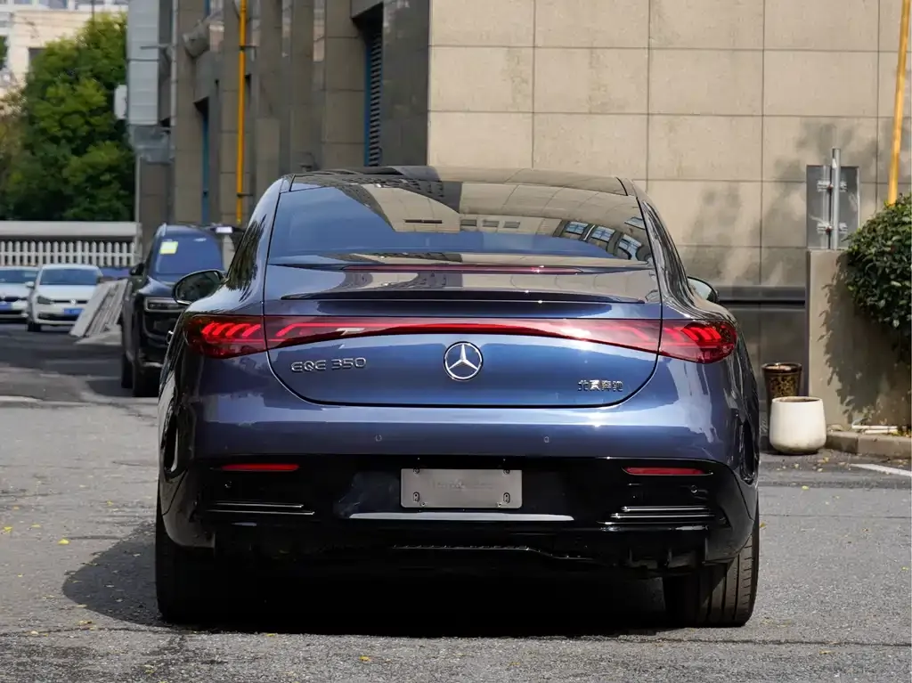 Mercedes-Benz EQE 2023 из CN, фото 6