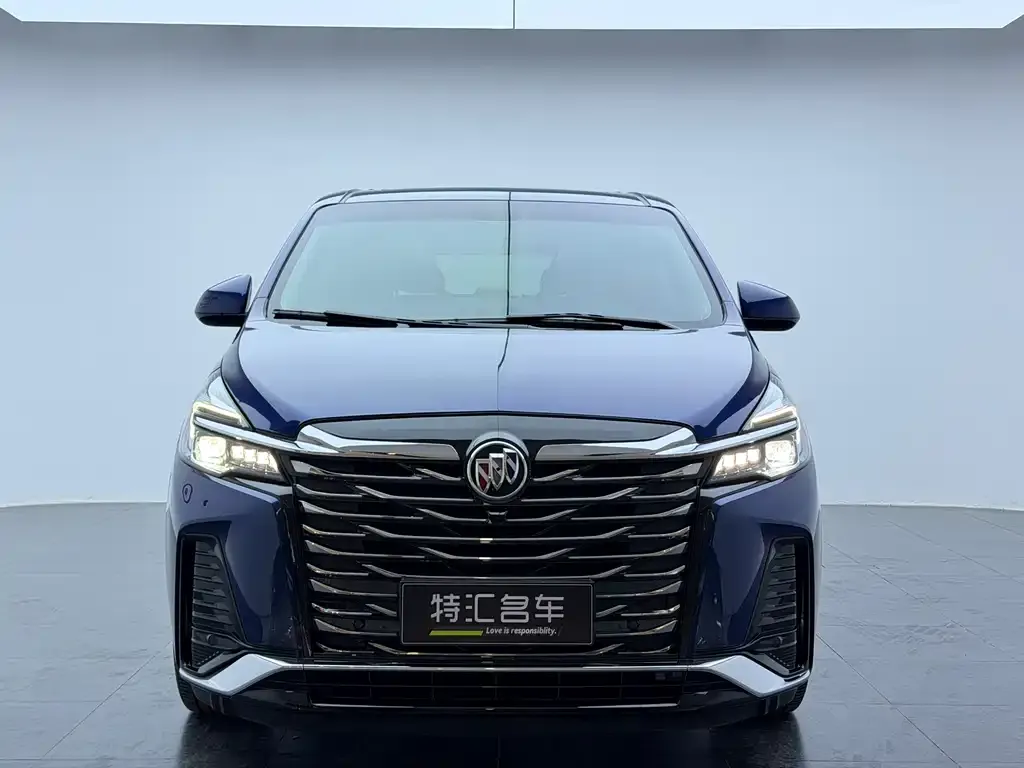 Buick GL8 2023 из CN, фото 2