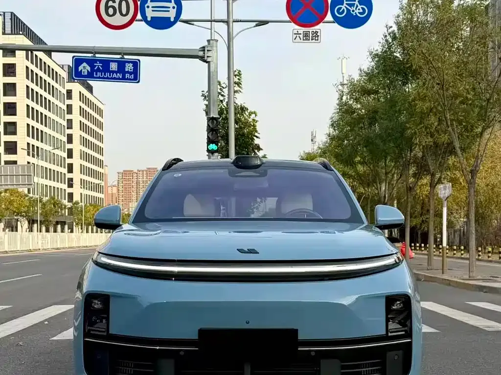 Li Auto L7 2024 из CN, фото 2