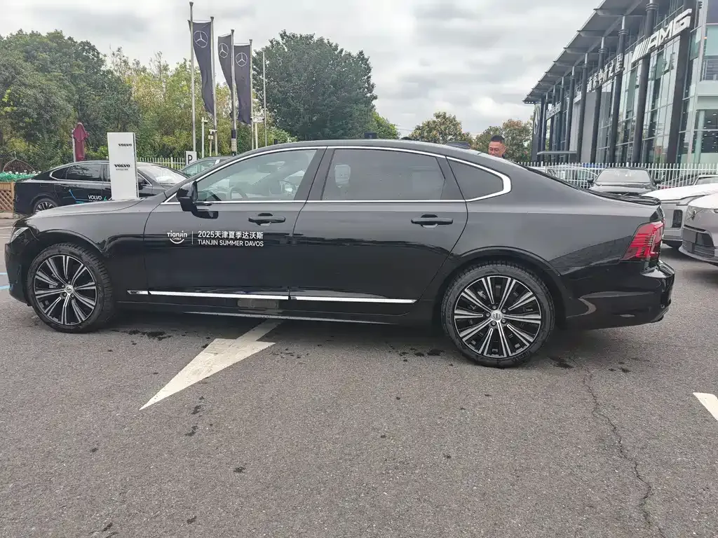 Volvo S90 2025 из CN, фото 10